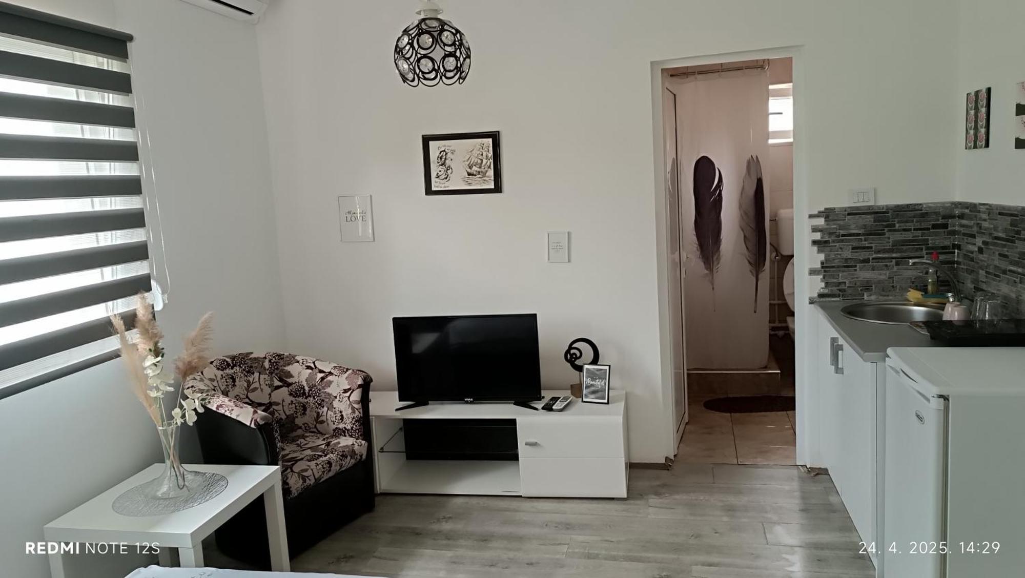 Happy Star Apartment นิส ภายนอก รูปภาพ