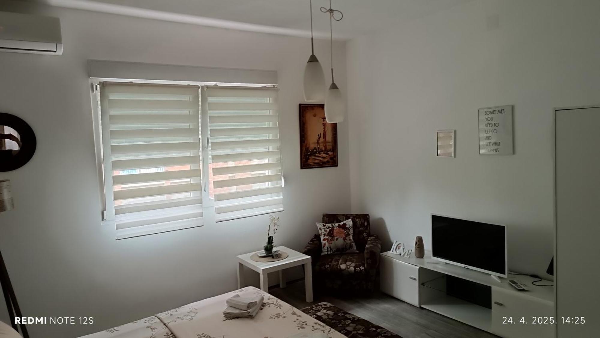 Happy Star Apartment นิส ภายนอก รูปภาพ